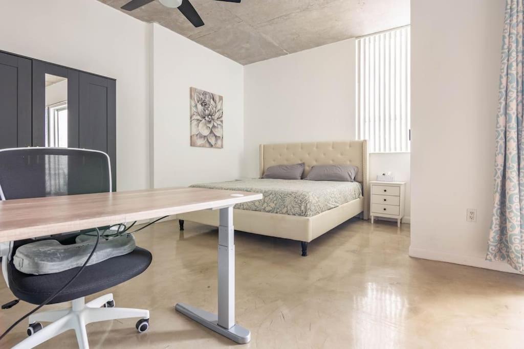 1Br Loft In Downtown With Bay View And Workspace Miami Luaran gambar
